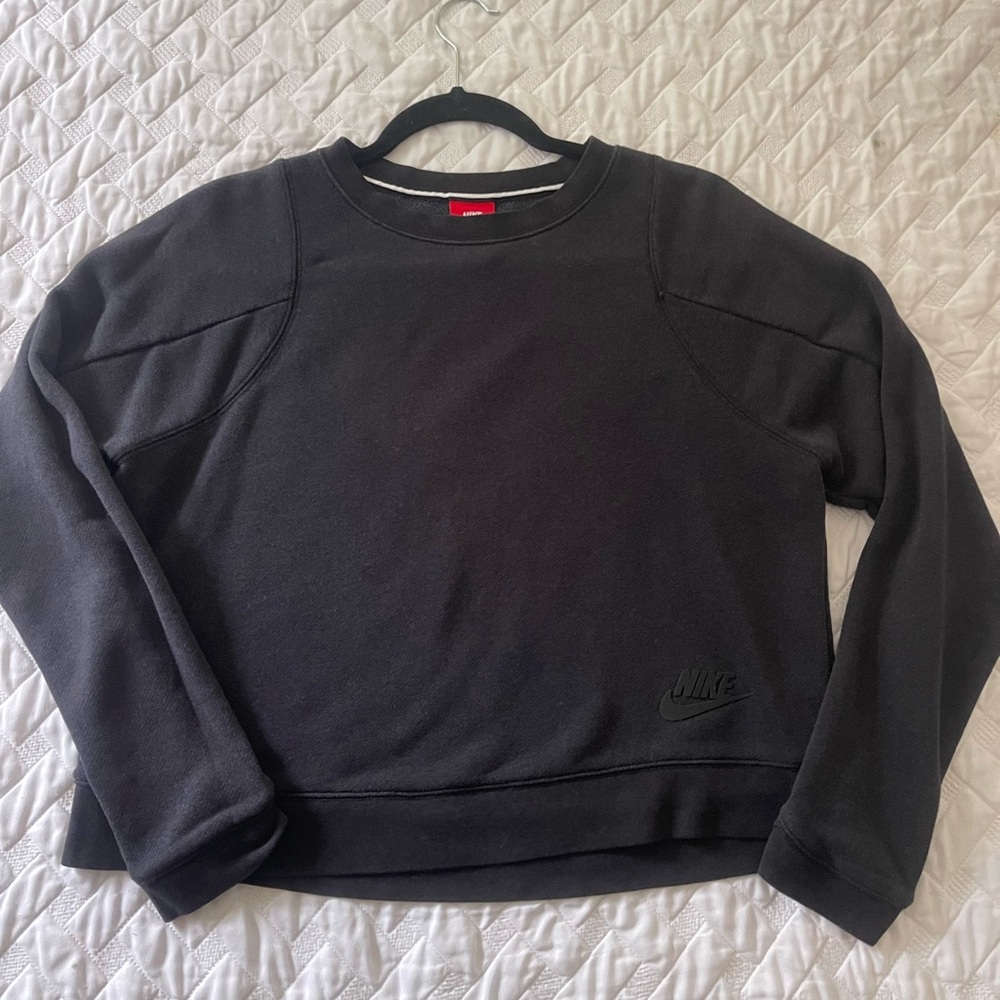 Women’s Nike Black Crewneck Sweatshirt Size S